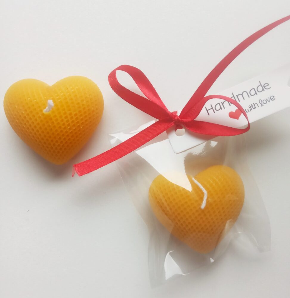 świeca woskowa, świeca w wosku pszczelego, świeca serce